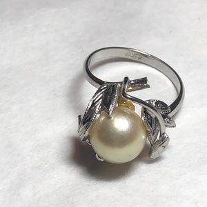 Silver and Faux Pearl Ring